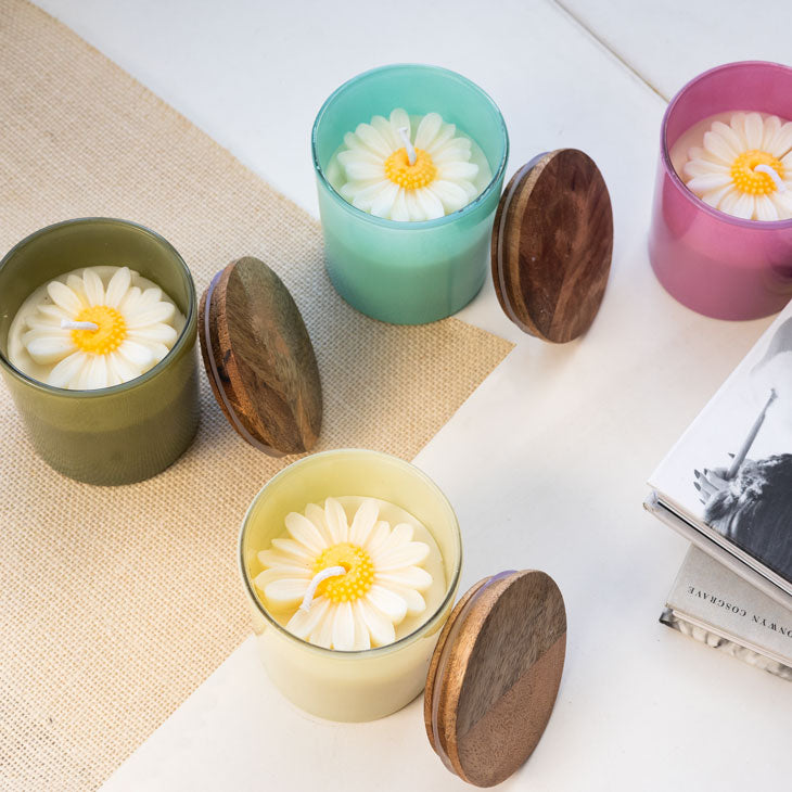 Daisy Scented Candle